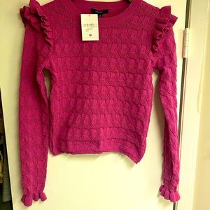 Forever 21 Medium ruffled sleeve and shoulder sweater top thin hearts NWT pink